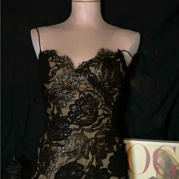 Bob Mackie gown - Picture 6 of 16